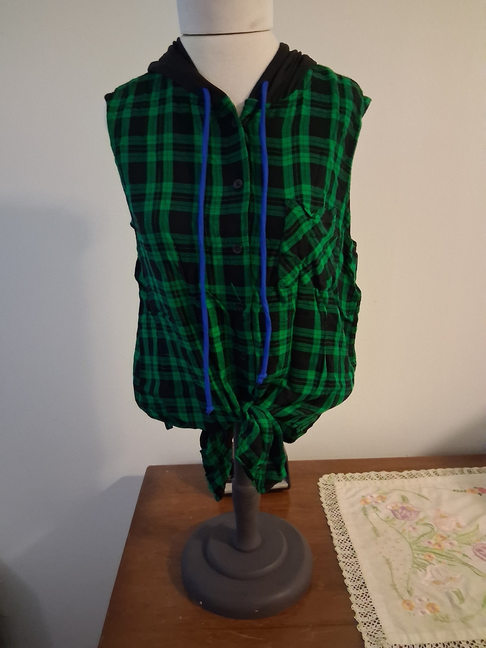 No Boundaries Green and Black Plaid Hooded Tie-Front Vest